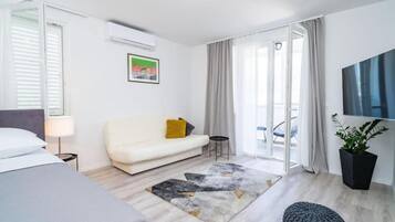 Apartment (One Bedroom Apartment with Balcony) | Living room