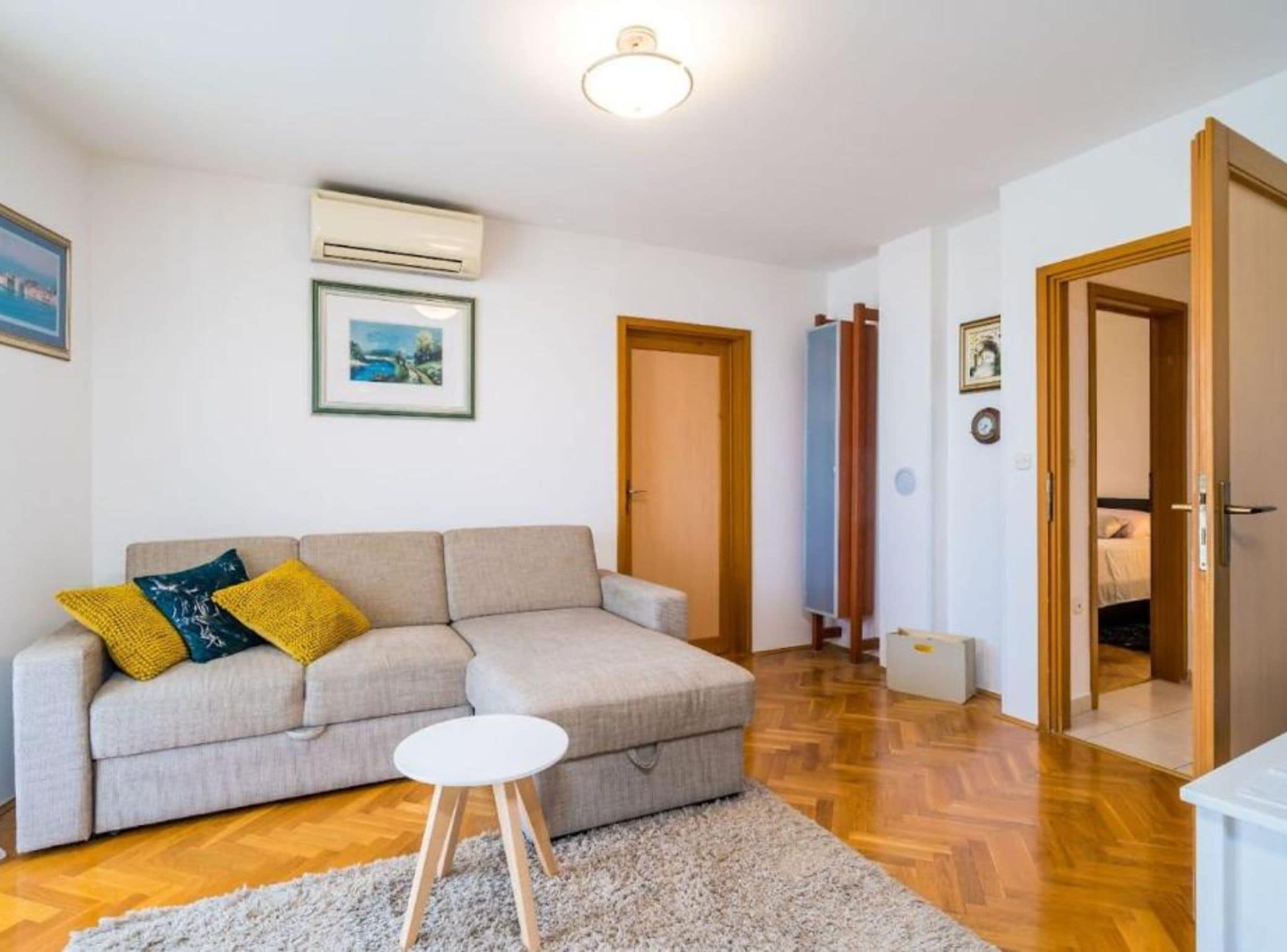 Apartment (One Bedroom Apartment with Balcony) | Living room