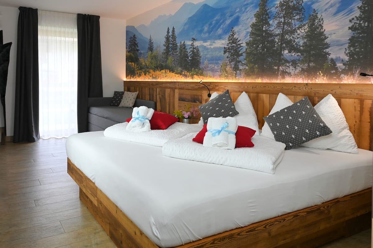 Superior Quadruple Room, Patio (Arnica)