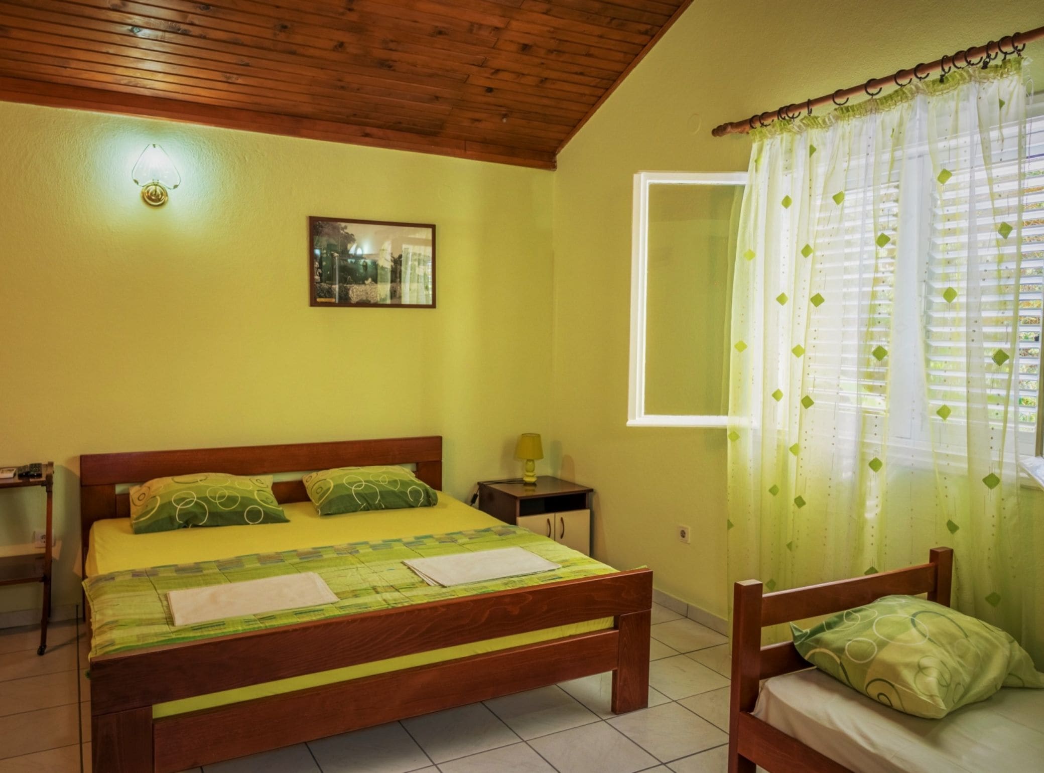 Studio (Studio Apartment With Terrace)