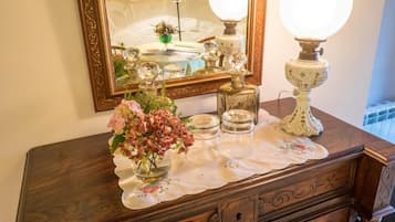 Quarto casal luxo, vista para o jardim | Parte interna