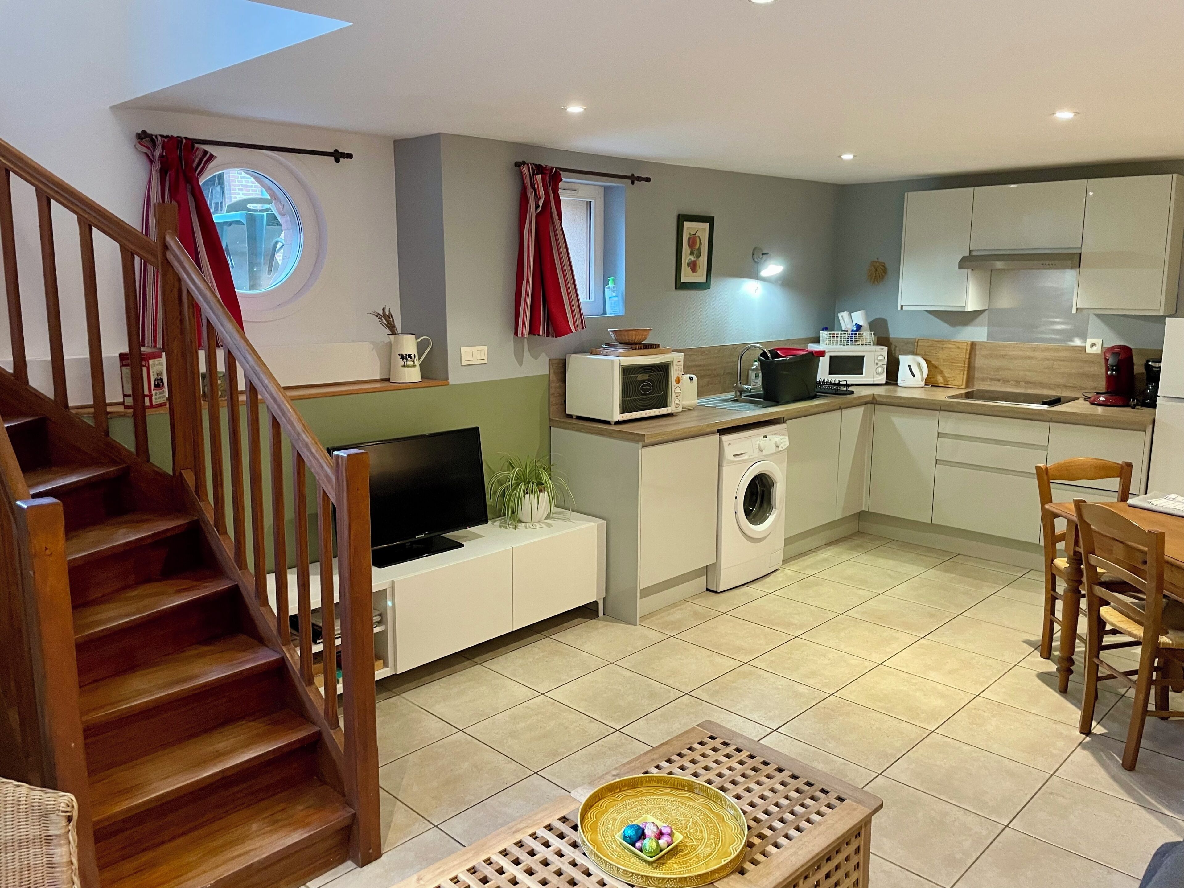 Microwave, oven, stovetop