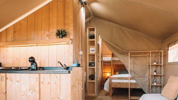 In-room safe, iron/ironing board, free WiFi