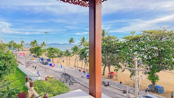 Pemandangan dari hartanah