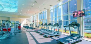 Studio, Sea Facing | Fitness facility - Silk Valley-Cozy studio with water views (Abu Dhabi)