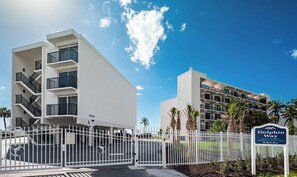 Exterior - FIND YOUR PARADISE BY THE SHORE!  DOLPHIN WAY 1B/1B BONITA BEACHFRONT CONDO! (Bonita Springs)