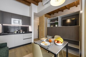 Interior - Cesariano, 11 - Stay in Vibrant Cesariano Street (Milan)
