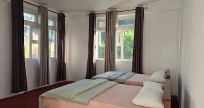 Mellow Breeze - Serene 3-bedroom bungalow in charming Nuwara Eliya