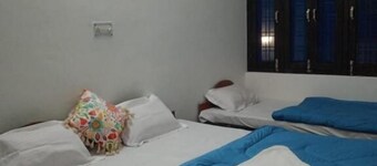 Hotel shivdev