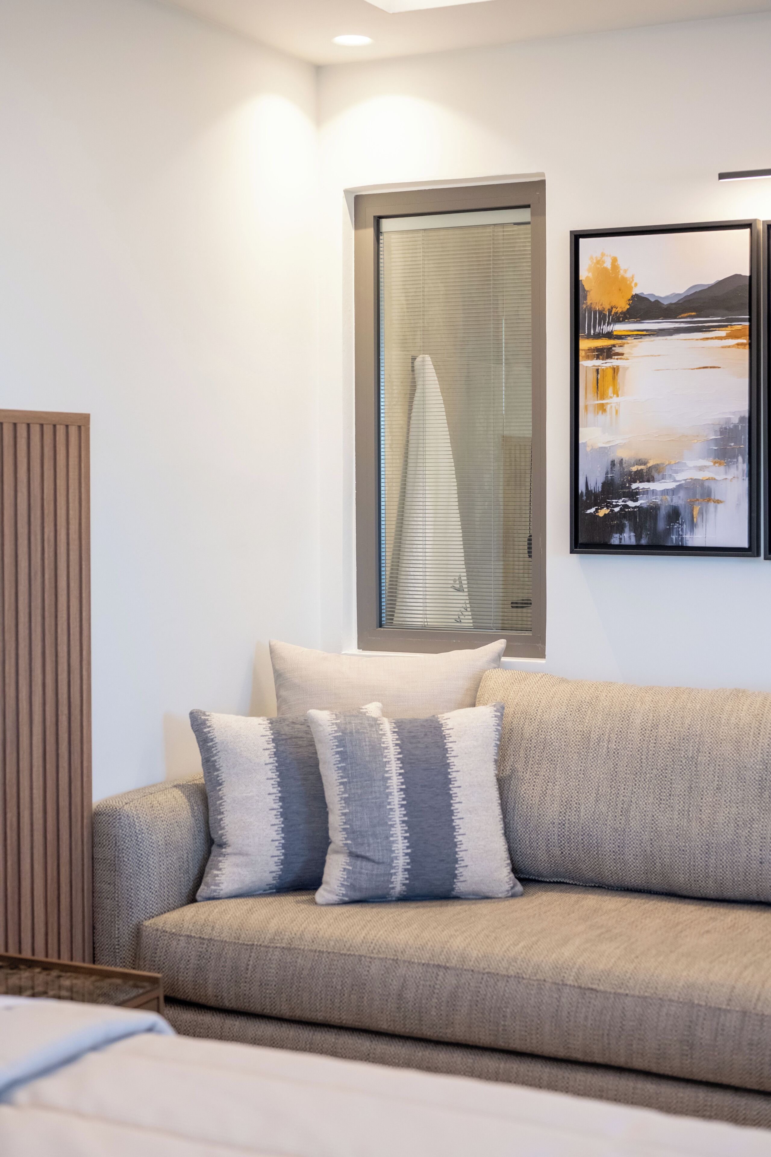 프리미엄 스튜디오 스위트, 시내 전망 | 거실 공간