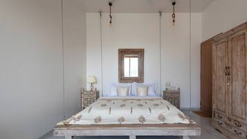 Deluxe villa, balkon, uitzicht op zwembad