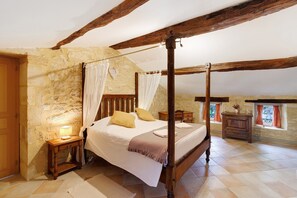 3 Schlafzimmer, Bügeleisen/Bügelbrett, WLAN, Bettwäsche