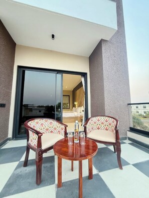 Junior-Suite, Badewanne | Terrasse/Patio