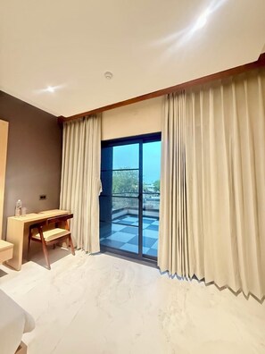 Phòng Suite Junior, bồn tắm | Nội thất