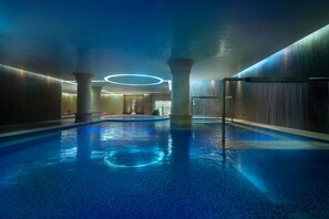 Indoor pool, open 1:00 PM to 9:00 PM, lifeguards on site - Fragrant Hill Empark Hotel (Beijing)