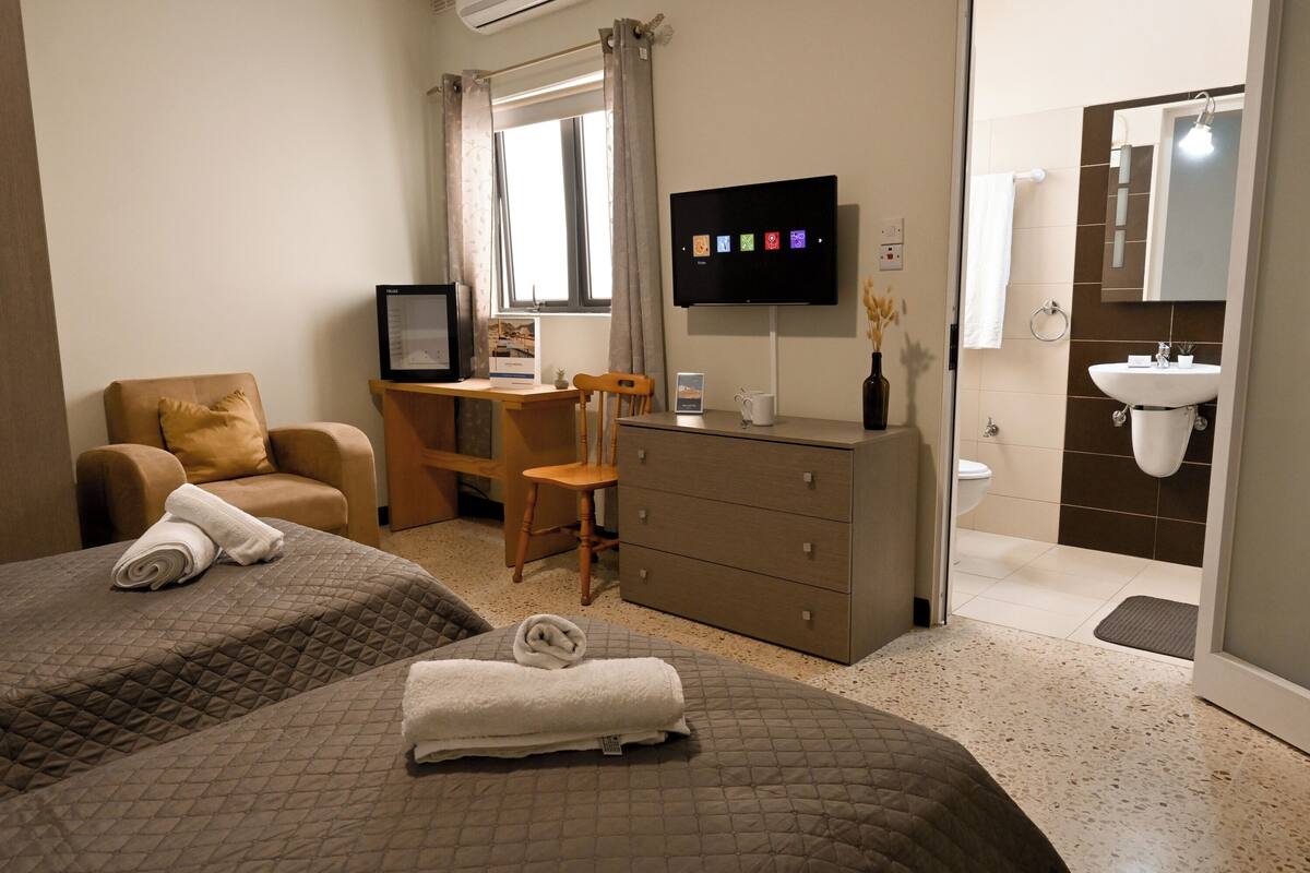 Standard Room, Multiple Bedrooms, Sea Facing (Cozy Ensuite Room by the sea - B3)