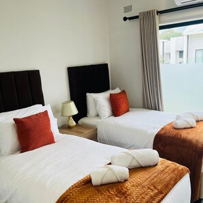 Căn hộ, máy điều hòa, quang cảnh vườn