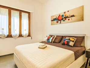 Room - Beautiful apartment for 4 people with A/C, WIFI and pets allowed (Pescia)