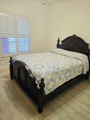 2 bedrooms, WiFi, bed sheets - Cozy 2-bedroom condo in nice Fort Myers (Fort Myers)