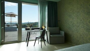 Deluxe Double Room, Pool View