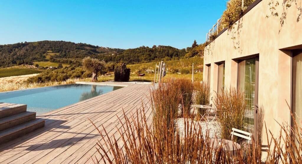Quarto casal luxo, vista para a piscina | Piscina | Piscina externa sazonal