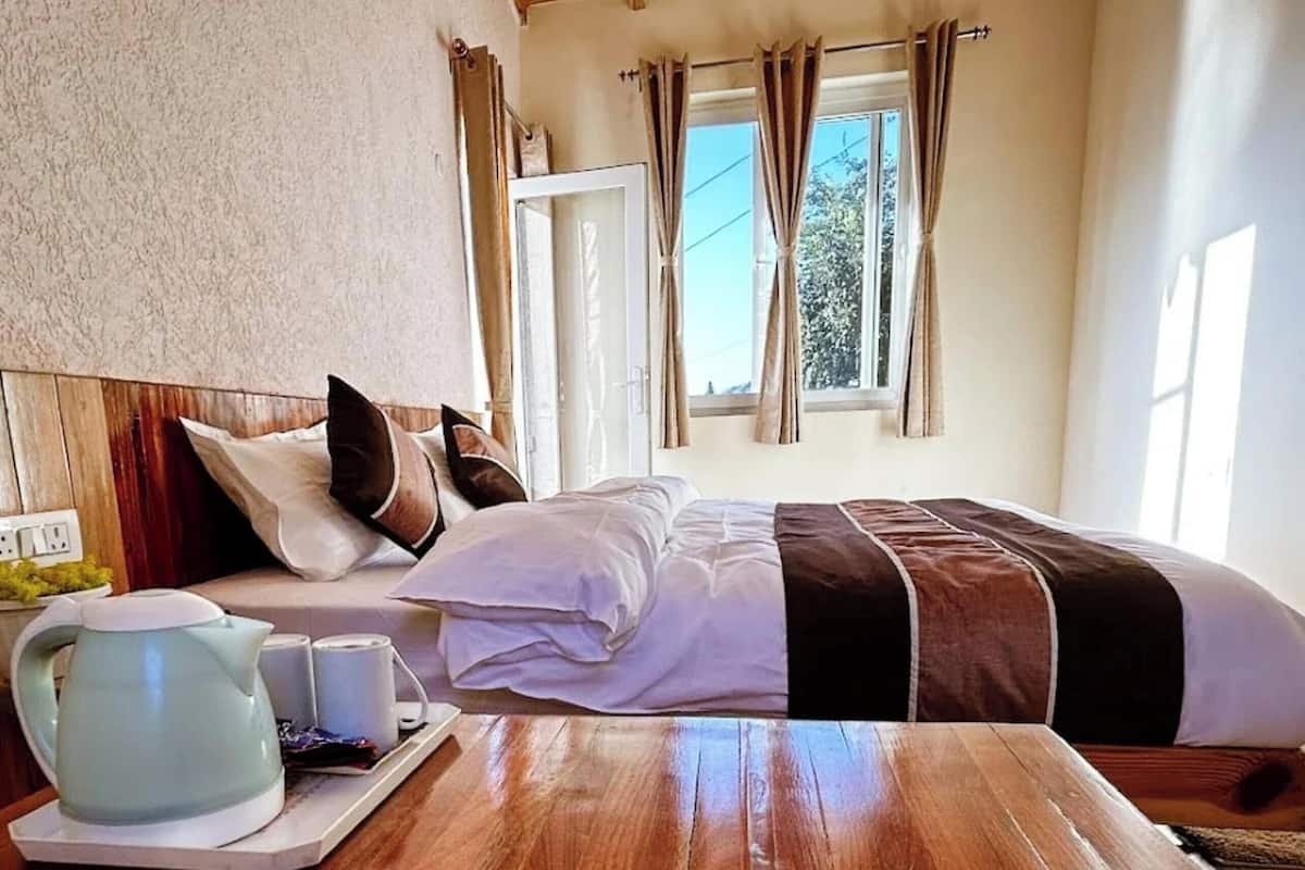 Standard Double Room, Lake View | View from room