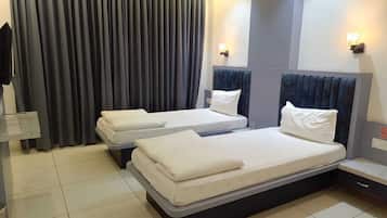 Suite, balkong, hageutsikt