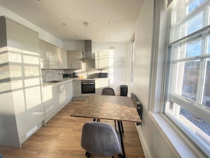 Apartment, 1 Bedroom, City View | Private kitchen - Essex Studio Retreat - Flat 4 (Chelmsford)