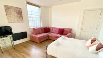 Apartment, 1 Bedroom, City View