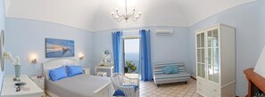 1 bedroom, iron/ironing board, WiFi, bed sheets - Palazzo Rocco Villa Red Moon in Love – Sea View Terrace on the Amalfi Coast (Praiano)