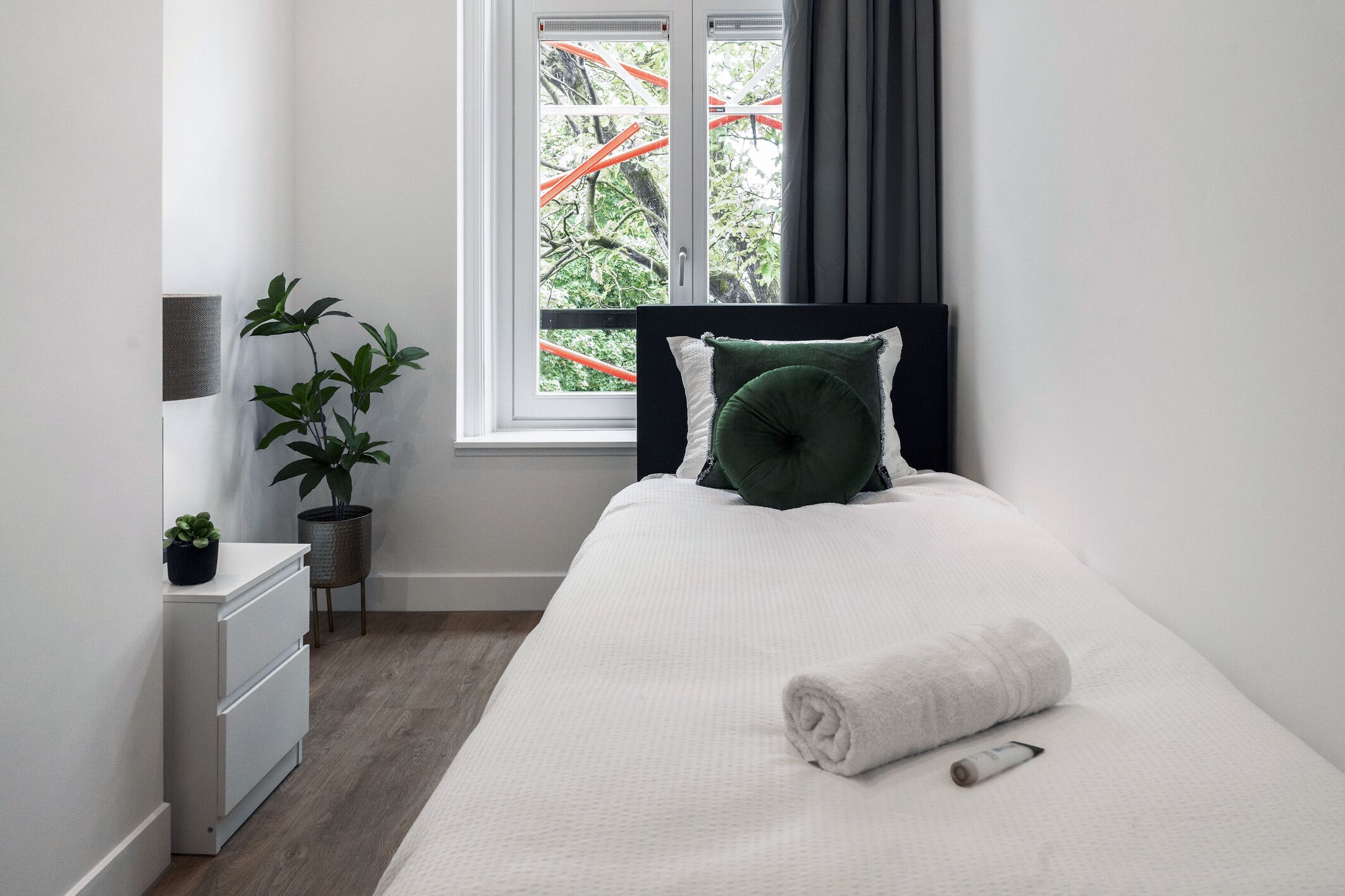 3 chambres, fer et planche à repasser, Wi-Fi gratuit, draps fournis