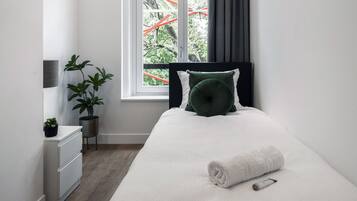 3 chambres, fer et planche à repasser, Wi-Fi gratuit, draps fournis