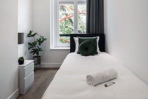 3 chambres, fer et planche à repasser, Wi-Fi gratuit, draps fournis