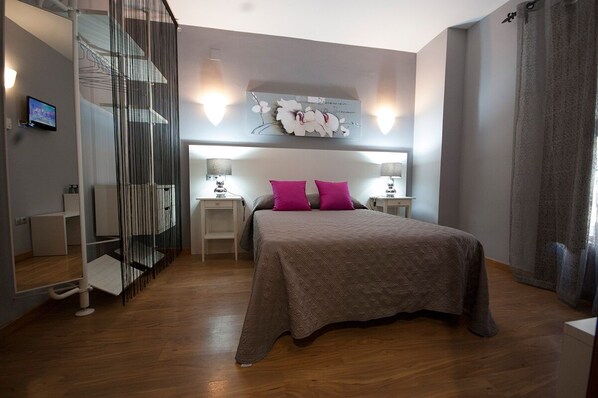 Double or Twin Room, Balcony, City View