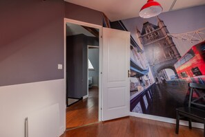 Interior - Holiday Home "Up to 8 Guests" with Terrace (Mers-les-Bains)