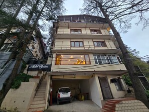 Exterior detail - Kavin Uphar - Near Mall Road  (Shimla)