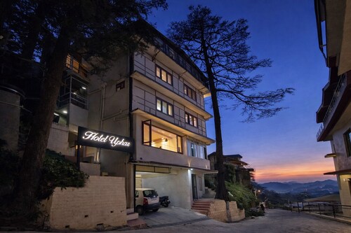 Kavin Uphar - Near Mall Road 