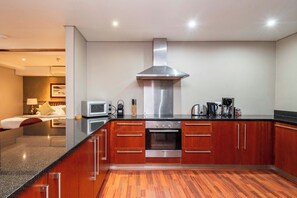 Private kitchen - Hint of Luxury @Circa (Cape Town)