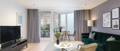 Appartement Supérieur, 1 chambre, non-fumeur, vue ville | Coin séjour