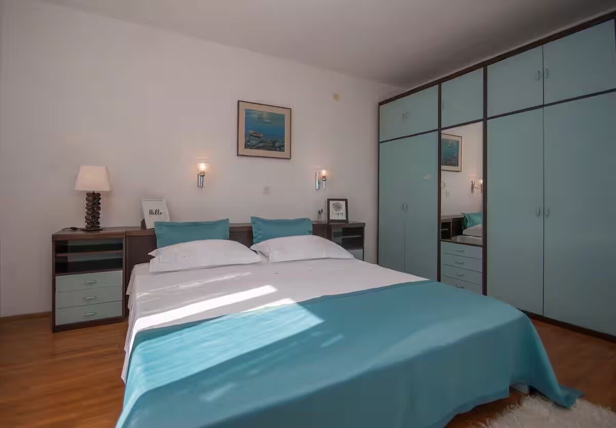 Family House, Non Smoking, Beach View