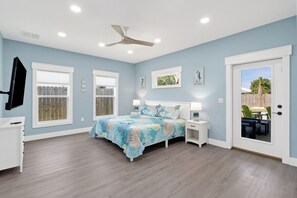 3 bedrooms, iron/ironing board, free WiFi, bed sheets - Once Upon a Tide – Brand New 2025 Build, Pet Friendly, with Private Pool! (St Joe Beach)