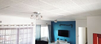 Quaint secure 3-bedroom house with AC in charming Gaborone