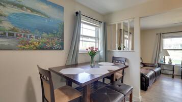 Nhà (2 Bedrooms) | Nội thất