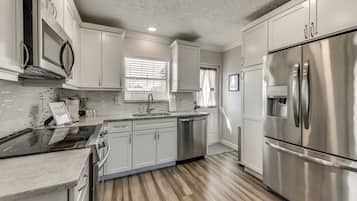 Hus (3 Bedrooms) | Innvendig