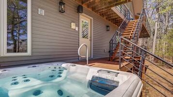 Rumah (Multiple Bedrooms) | Interior