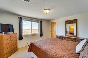 House (2 Bedrooms) | Interior - 18-acre Working Farm w/ Mtn Views! Dolores Escape (Dolores)