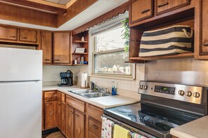 Apartment (2 Bedrooms) | Interior - Warren County Launchpad: Pet-friendly Lebanon Apt (South Lebanon)