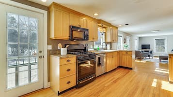 House (4 Bedrooms) | Bahagian dalam