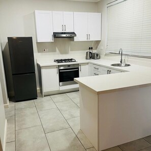 Căn hộ, 2 phòng ngủ, quang cảnh vườn, tầng trệt | Bếp riêng