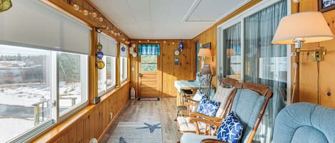 Cottage (2 Bedrooms) | Interior